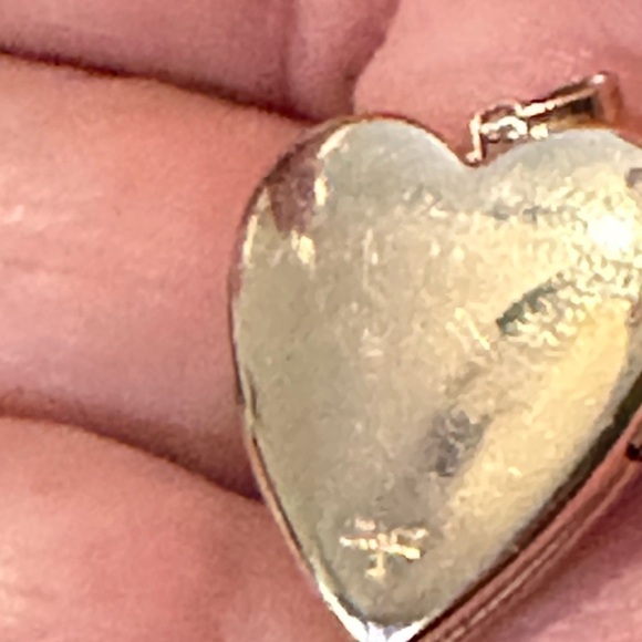 14k Gold Filled Diamond Heart Locket 2 Photo Etched Floral Monogrammed MOM 4031 - Picture 10 of 15